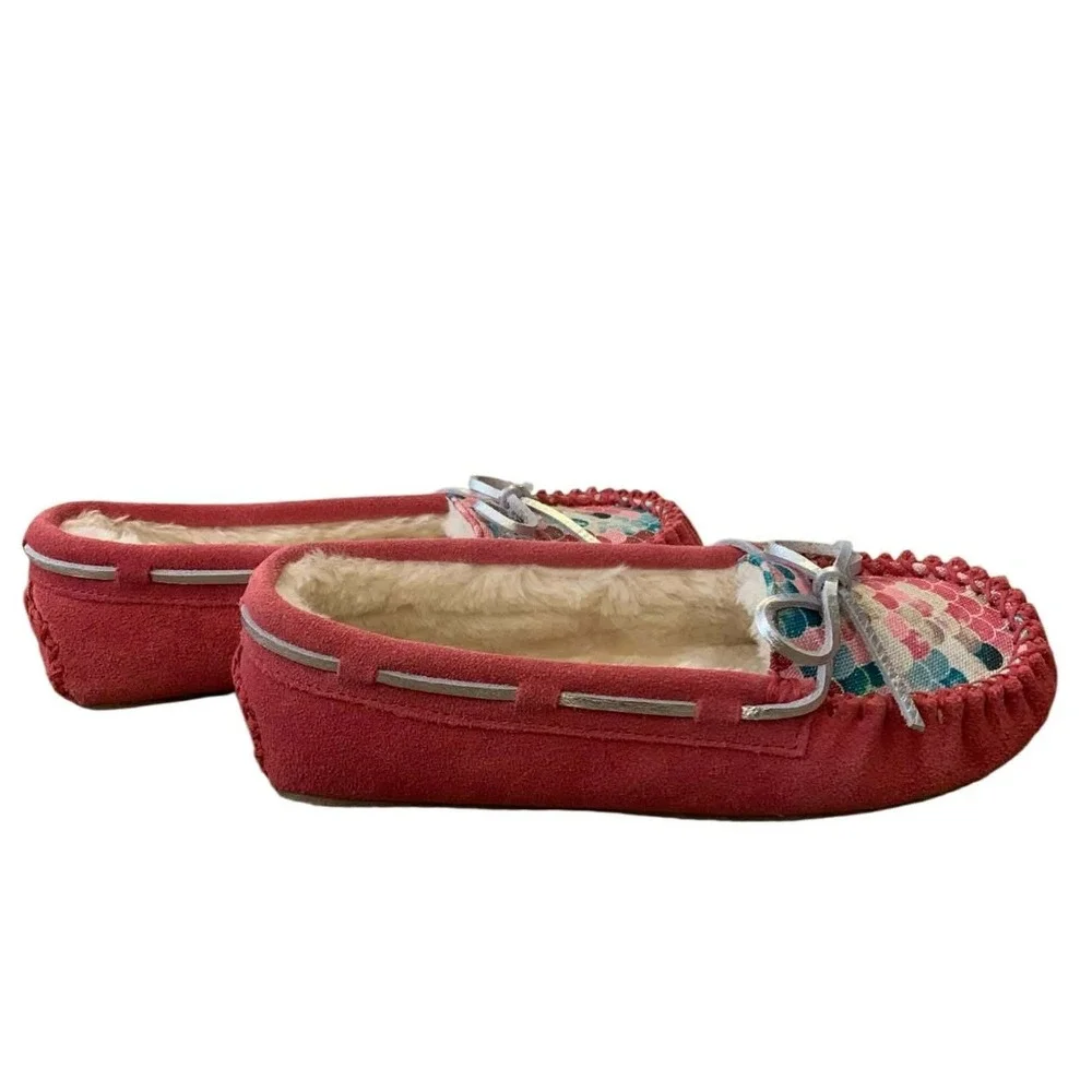 Minnetonka Cassie Moccasin‎ Slippers Kids 4 Pink Boho Mermaid Scales cottagecore